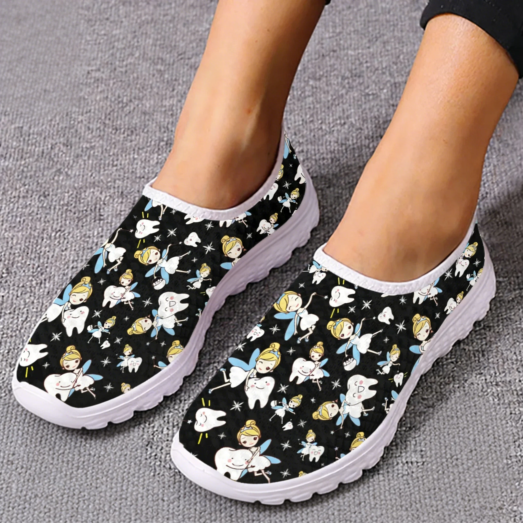 Women'S Fashion Tennis Shoes - Милые кроссовки с мультяшным эльфом-медсестрой/сетчатым верхом,