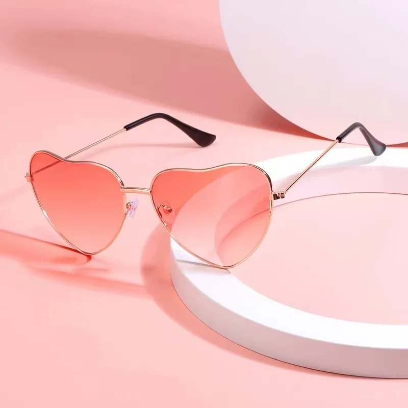 Women Fashion Glasses - Модные металлические солнцезащитные очки в форме