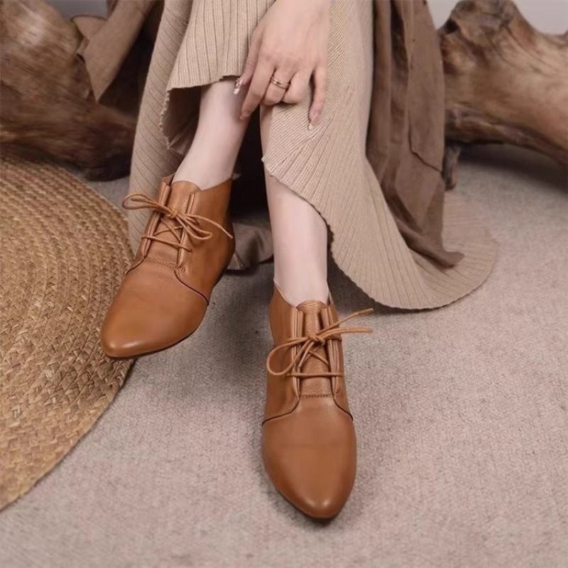 Женские короткие ботинки из ко – обзор и цена Women'S Fashion Trends Autumn 2025