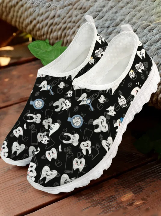 Белые кроссовки с мультяшным п – обзор и цена Women'S Fashion Tennis Shoes